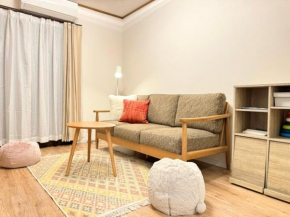 2-Bedroom House with Free Parking